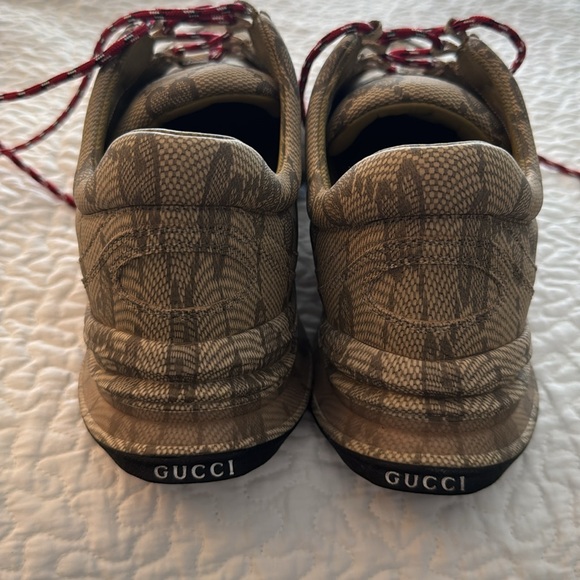 GUCCI RUN BRAND NEW - Picture 4 of 5